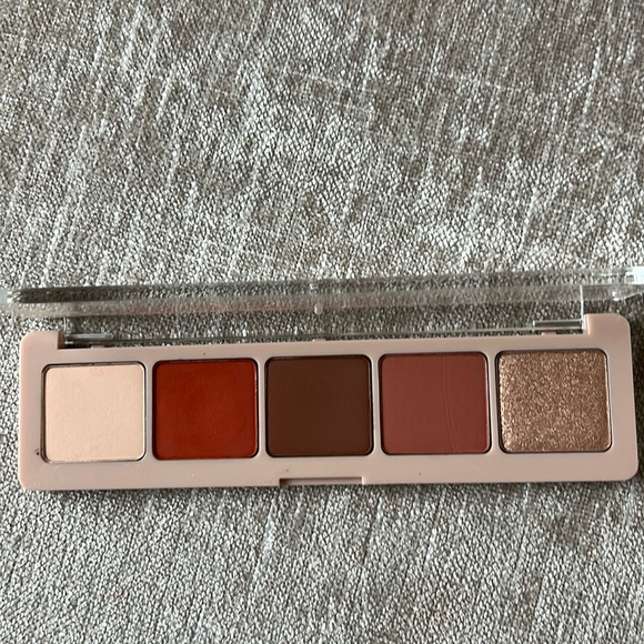 NIB Natasha Denona “Peak” eyeshadow palette - Picture 2 of 4